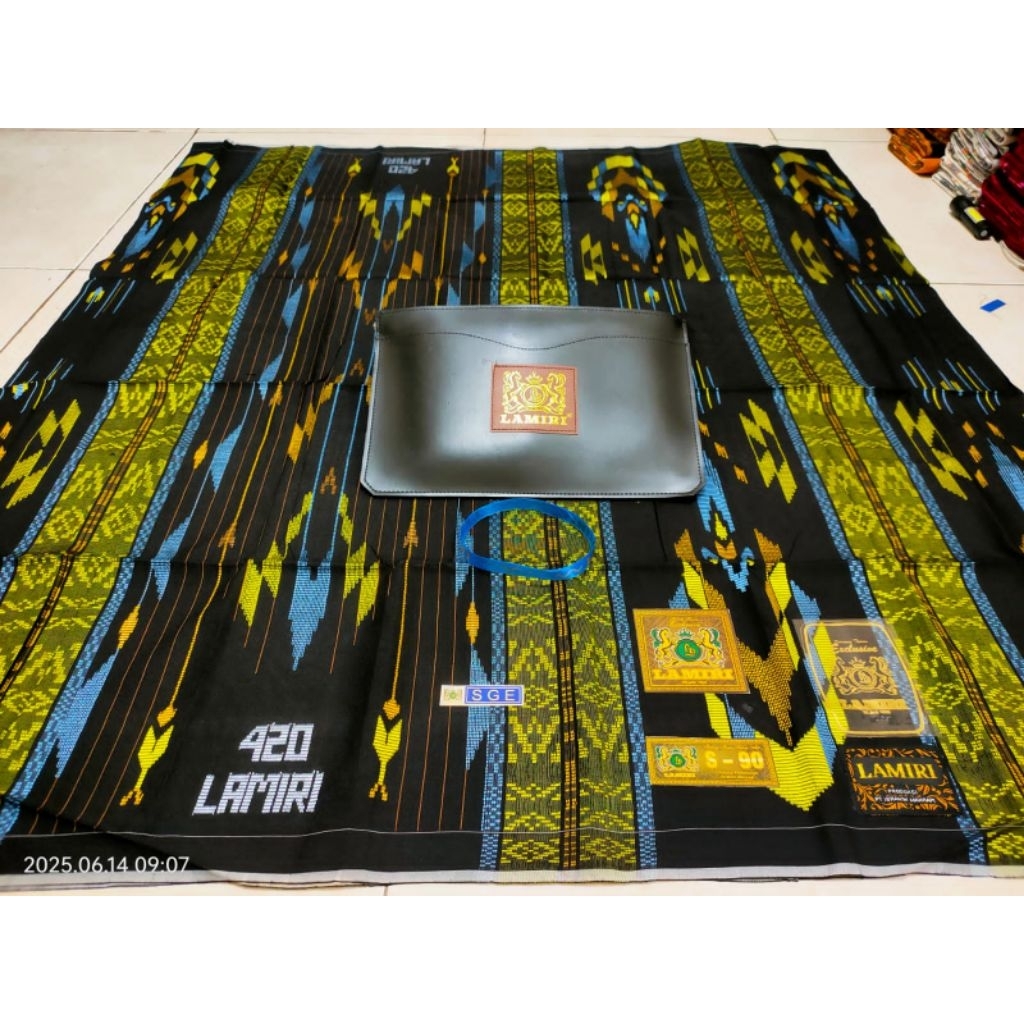 SARUNG LAMIRI TIPE SGL JAHITAN TENGAH BENANG DOBLE 420 FULL SUTRA FULL SONGKET