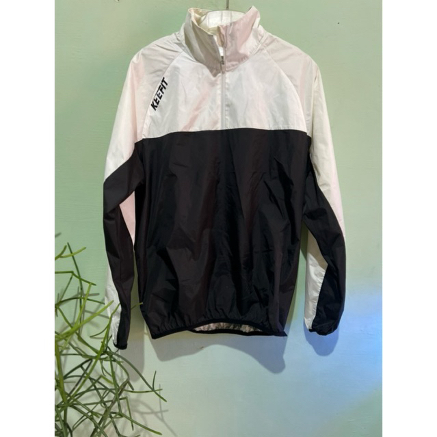 Original Baju Running Half Zip bahan parasut ( Original )