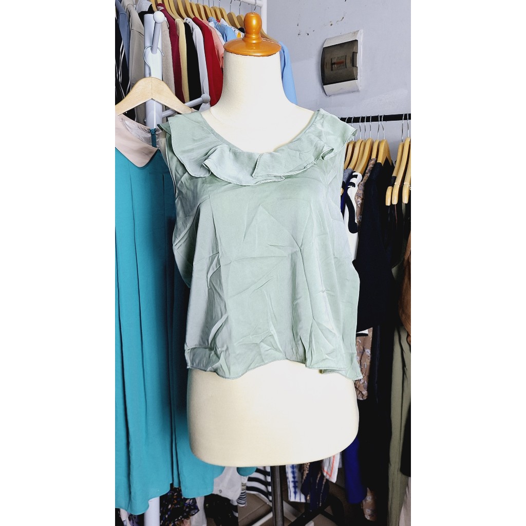 Blus Atasan Wanita Hijau Sage Zara