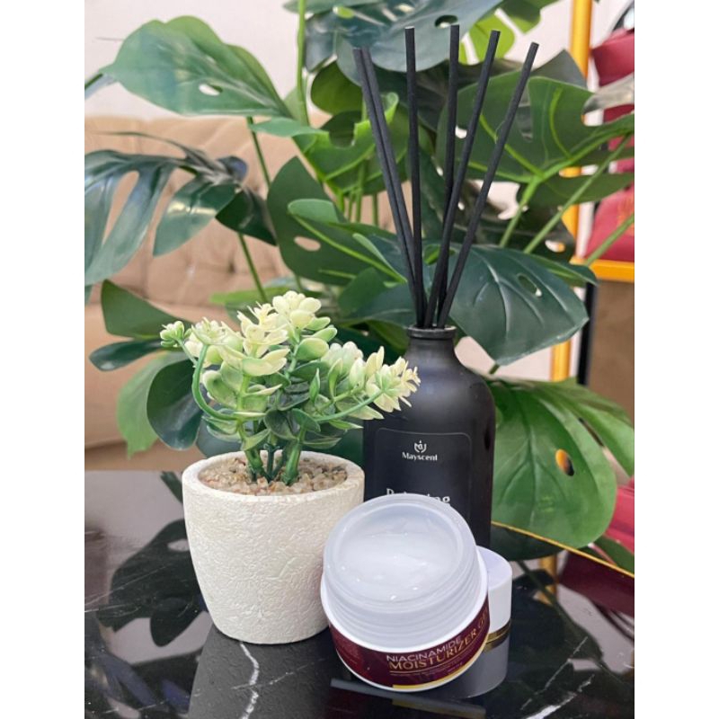 Mouisturizer DBC Skincare