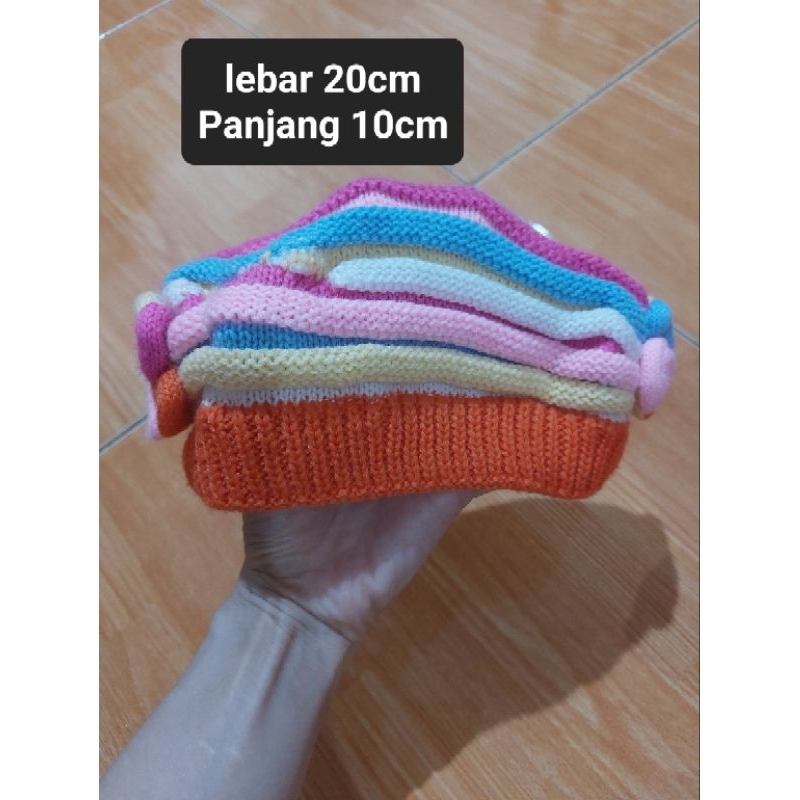 Topi anak preloved secondhand seken bekas. Topi perempuan / cewek anak-anak