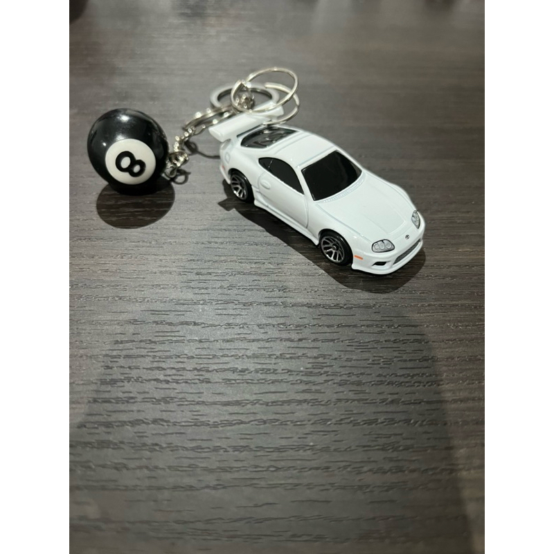 Ganci Toyota Supra Putih