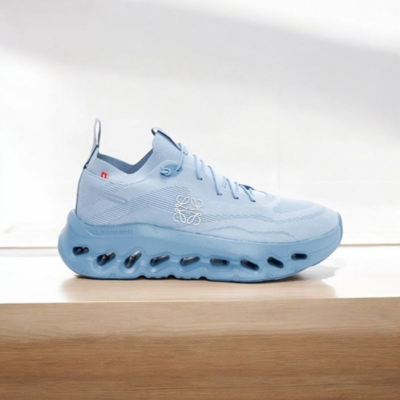 SEPATU ON CLOUD LOEWE FOREVER BLUE