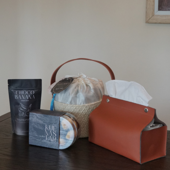 

UWAIS — Eid Hampers Hanacaraka x @aisyahpantry 2025