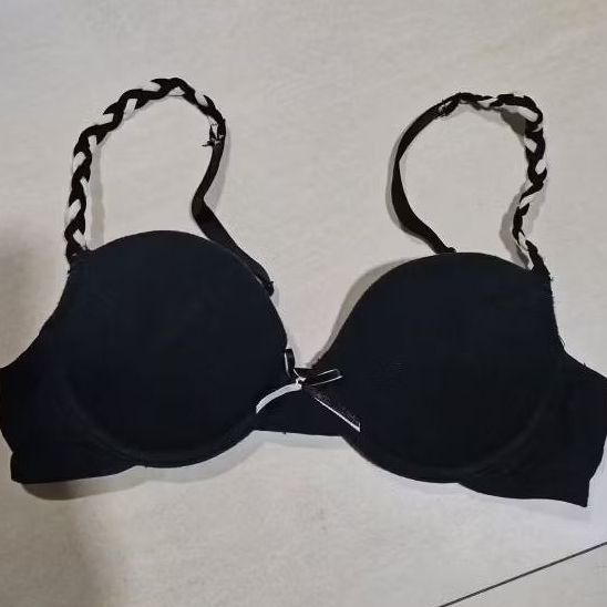 bra Nevada original sale