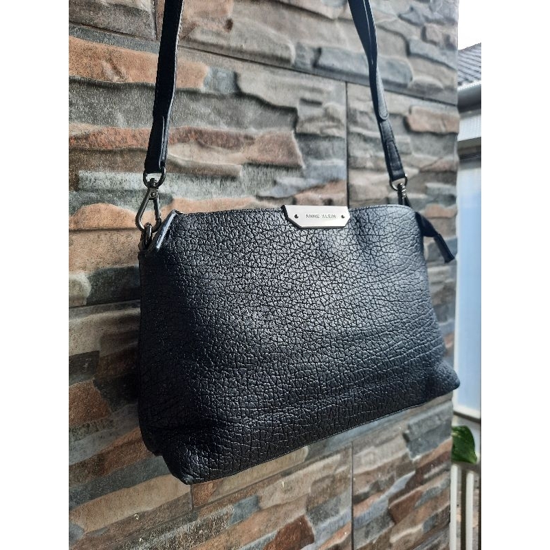 Slingbag Hitam Kulit ANNE KLEIN - TAS PRELOVED BRANDED ORIGINAL