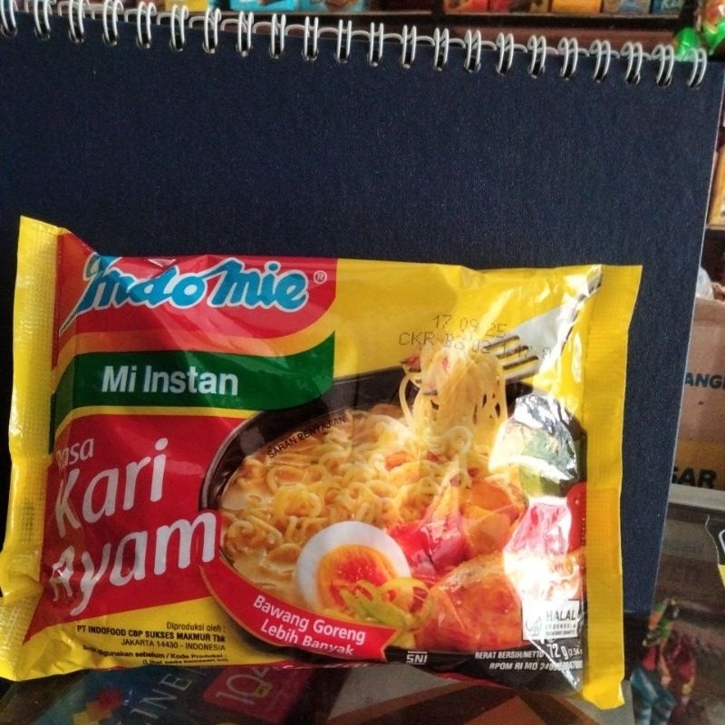 

INDOMIE KARI AYAM 72GR(ISI 1PCS)