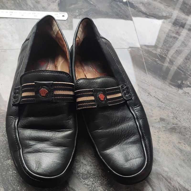 sepatu Slip on Majiling versace bekas pakai zise 41