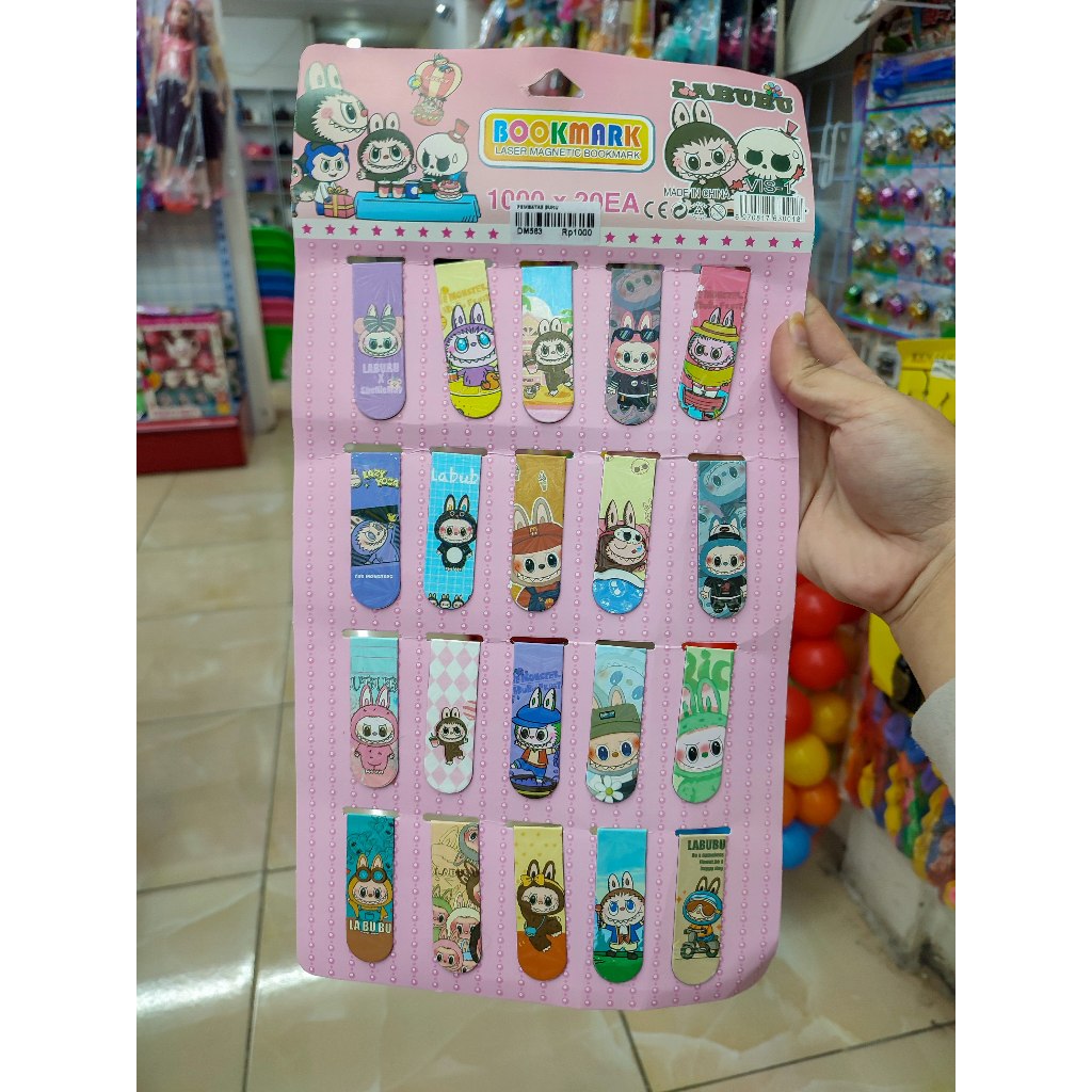 

DM563 Pembatas Buku Magnet /Laser Magnetic Bookmark / Penanda Buku Murah Harga Grosir Bisa COD