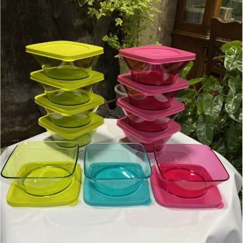 CLEAR CRYSTAL TUPPERWARE