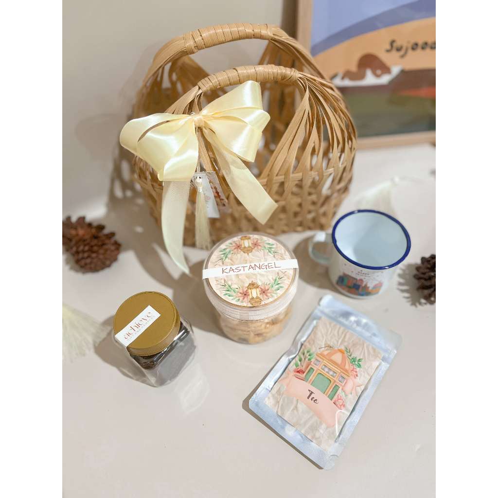 

RENJANA HAMPERS / HAMPERS LEBARAN by @u.achieve.dream