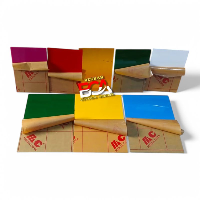 

akrilik bening akrilik warna 11 cm x 81 cm tebal 2 mm