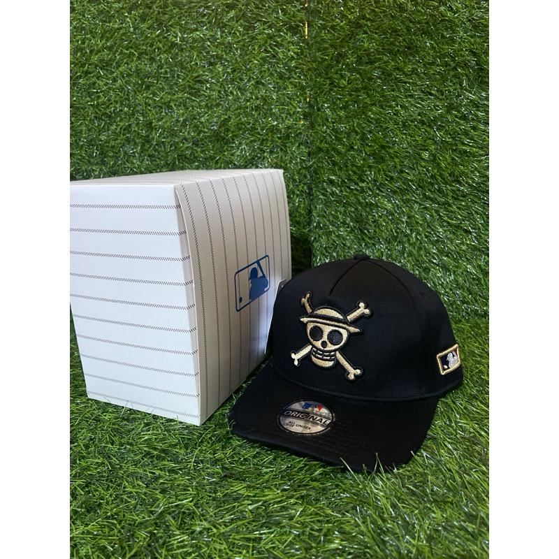 Logo TENGKORAK NEW Bahan Hitam Topi Premium