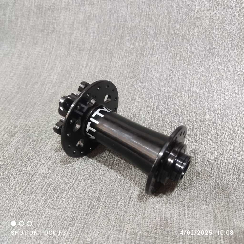 ENTITY Hub TA Boost Front 15x110 32H