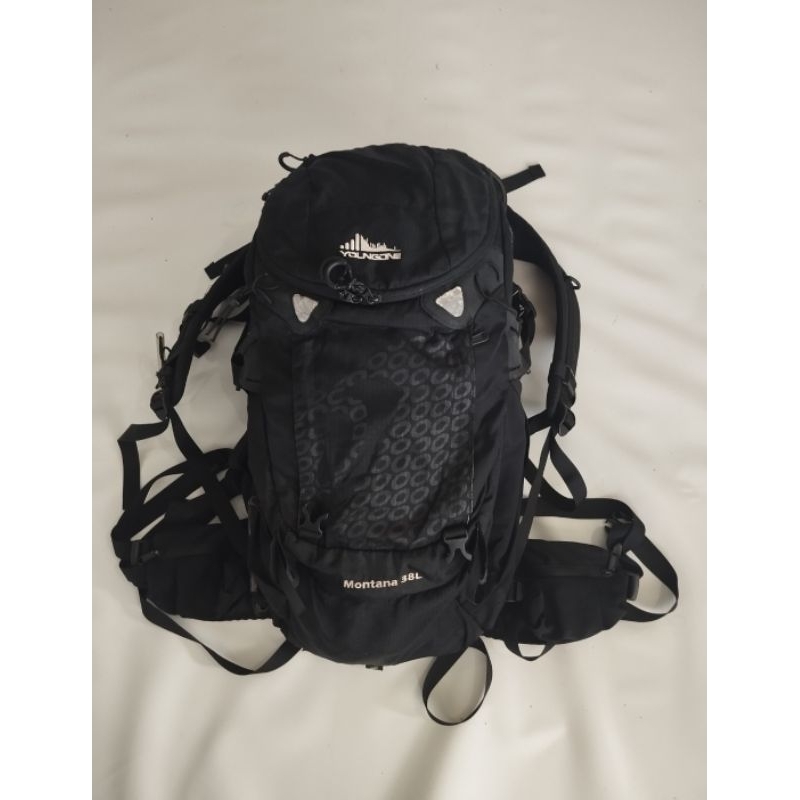 carrier young one Montana 38