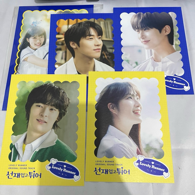 SHARING OFFICIAL POSTCARD SIGN OST LOVELY RUNNER SET