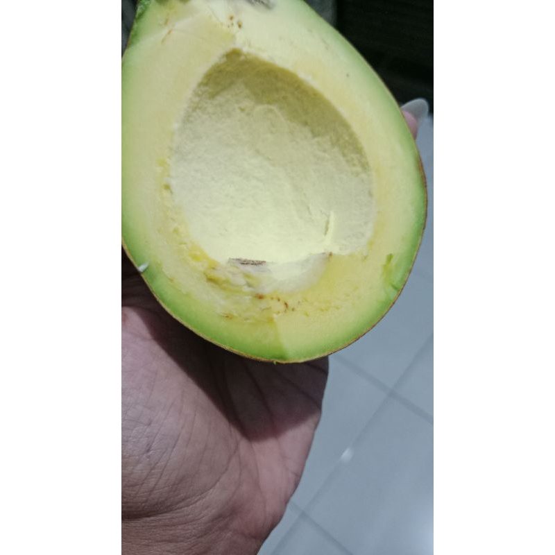 

Alpukat Miki 1 kg