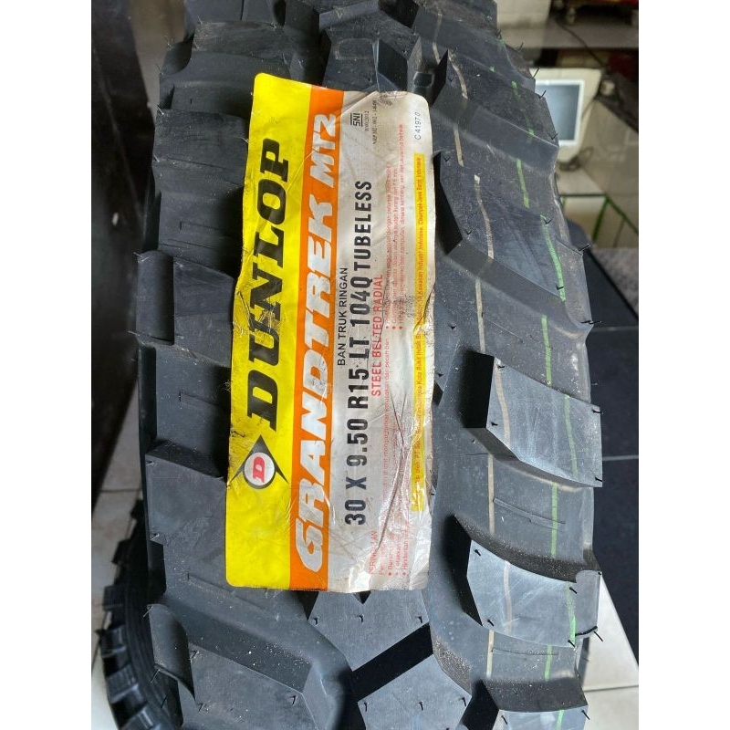 Ban Dunlop MT2 owl 30 x 9.5 R15