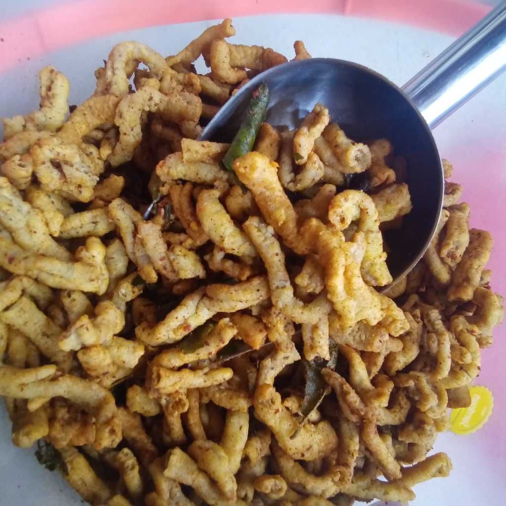 

usus pedes crispy daun jeruk