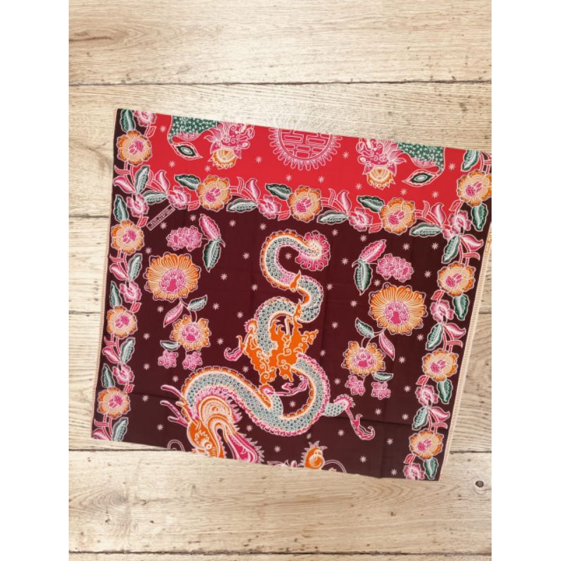 Kain Gendong Batik / Kain Batik Corak Liong Mahkota