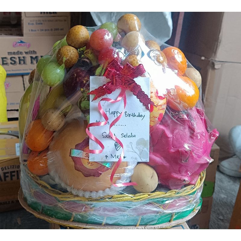 

Hampers Buah Segar / Parcel Buah free ucapan