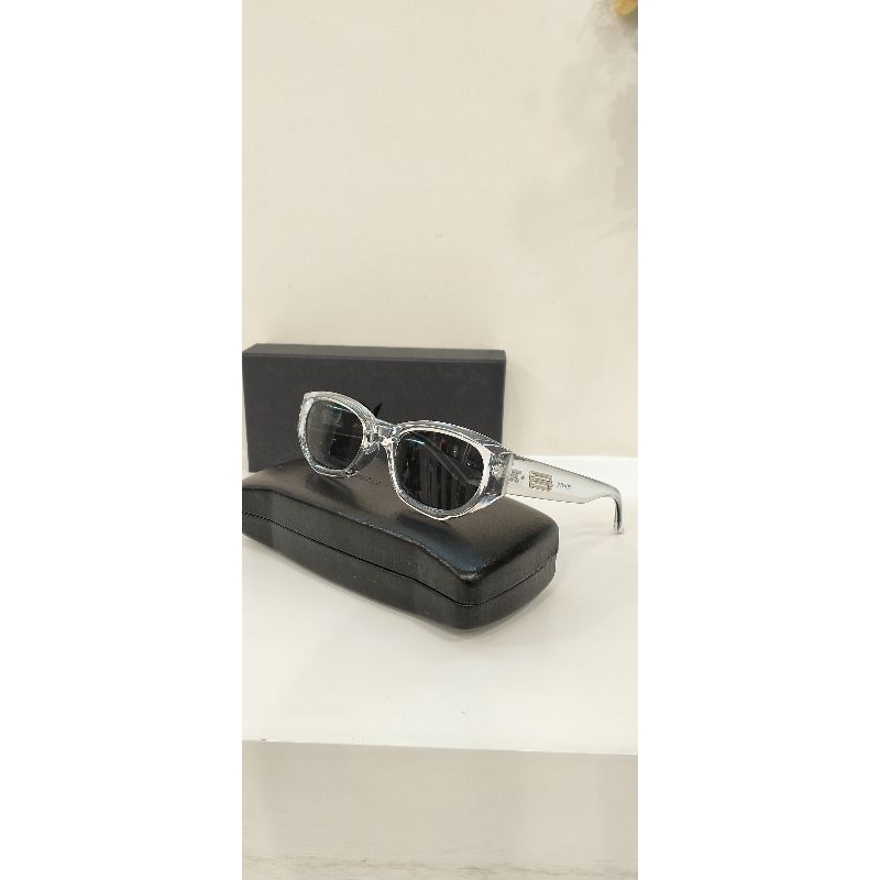 kacamata gentle monster