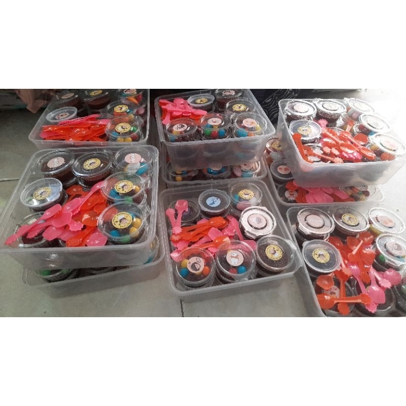 

coklat crunchy cup 35 gram