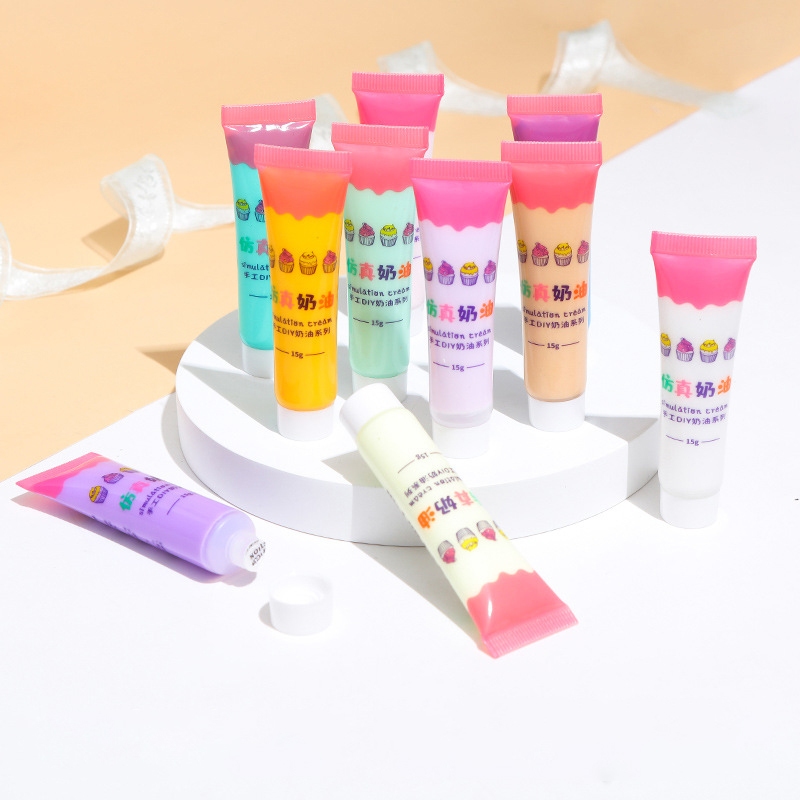 

15gr Lem Krim Berwarna Buatan Tangan (1pcs)