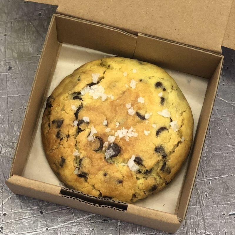

Giant Pistachio Kunafa Soft Baked Cookies 3 pcs