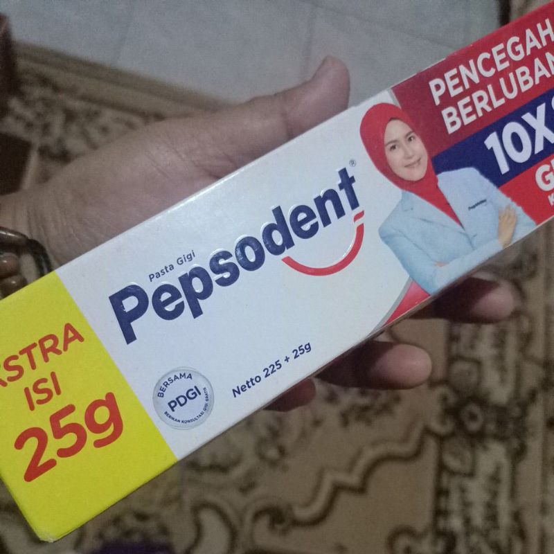 pasta gigi Pepsodent 225 g + 25 g