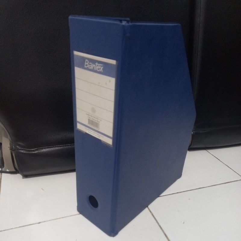 

Box file Bantex Jumbo Ukuran Folio / F4 (4011) Biru baca Deskripsi