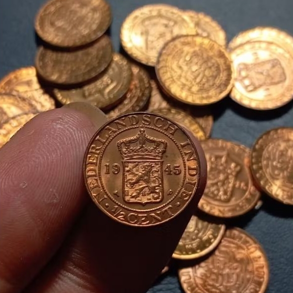 Koin Kuno ½ Cent Nederland Indie Tahun 1945
