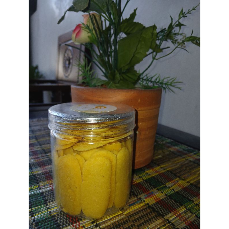 

Kue kering lidah kucing original