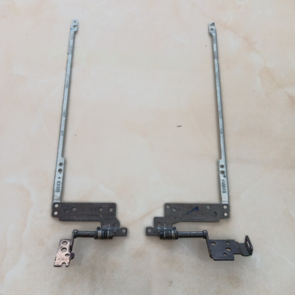 Engsel Dell Inspiron 11 3000 Series 3138 Engsel Original Dell Inspiron 3138 Engsel Dell Inspiron 11 