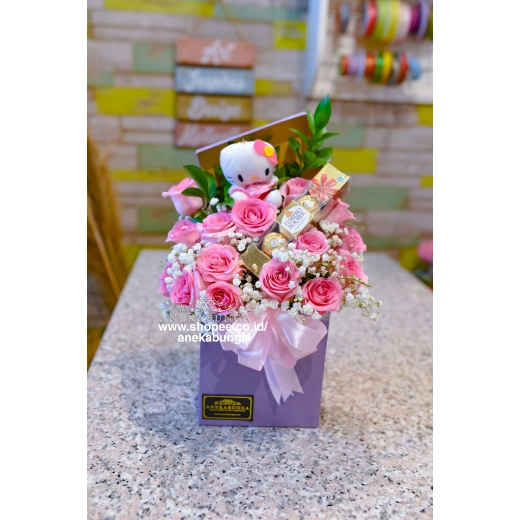 Purple Pink Flower Box Hello Kitty Doll Coklat Ferrero Chocolate Bunga Mawar Boneka Segar Fresh Asli