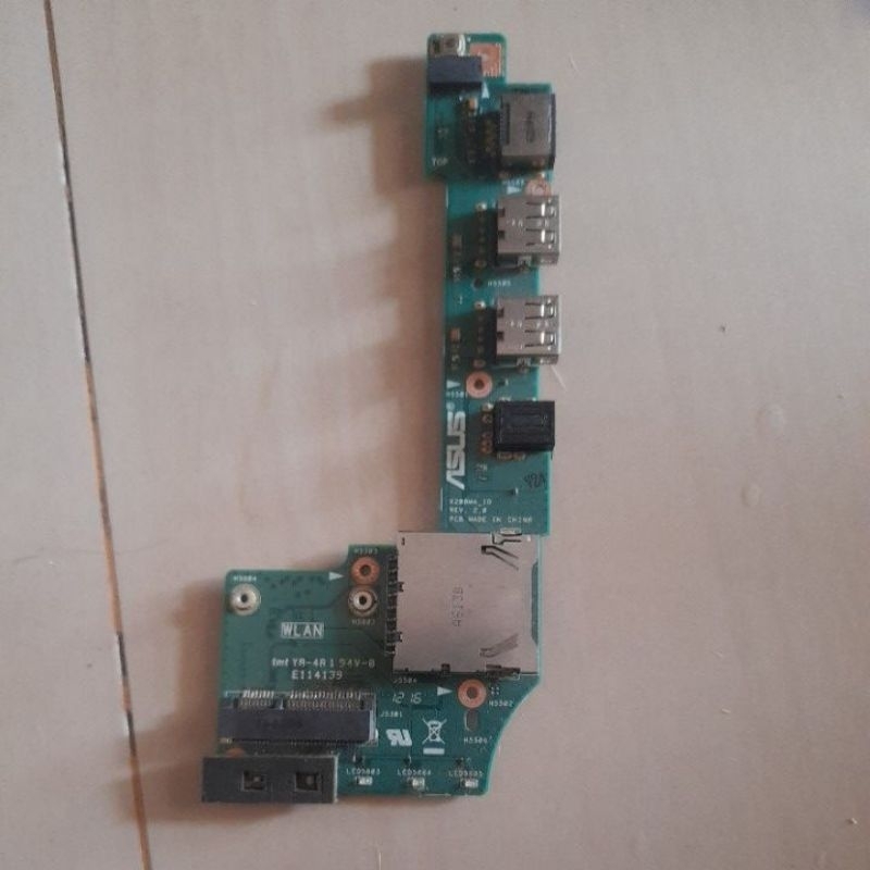 Childboard bawaan Notebook Asus X200M