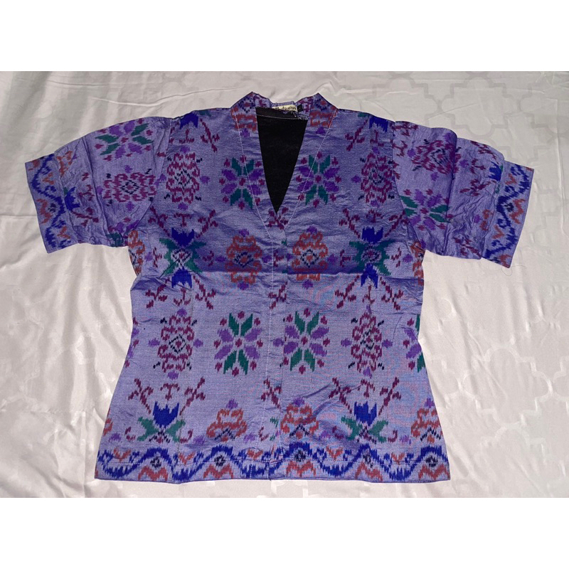 Atasan Endek Wanita (Size L)