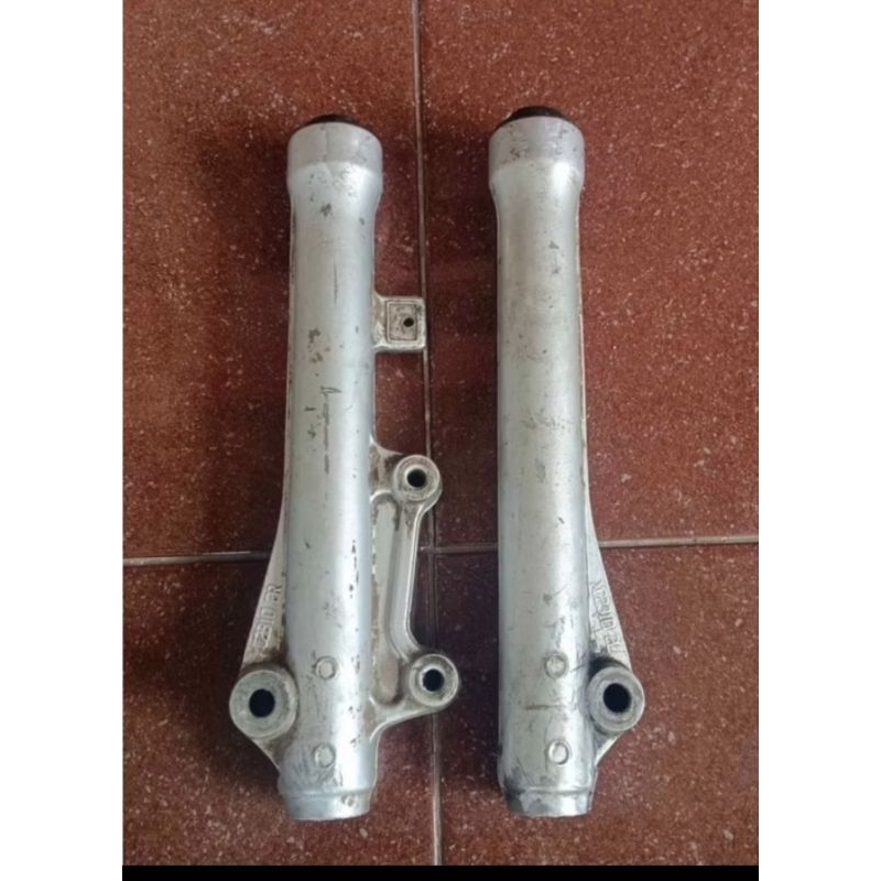 bottom skok depan Suzuki smash new Shogun r
