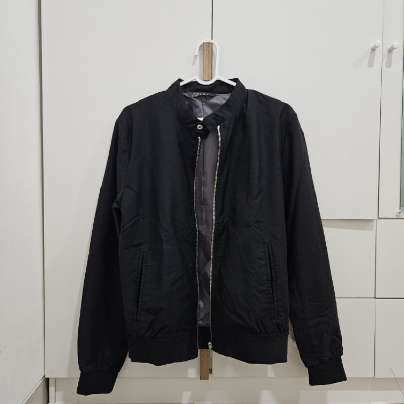 Zara Man Black Bomber Jaket Hitam