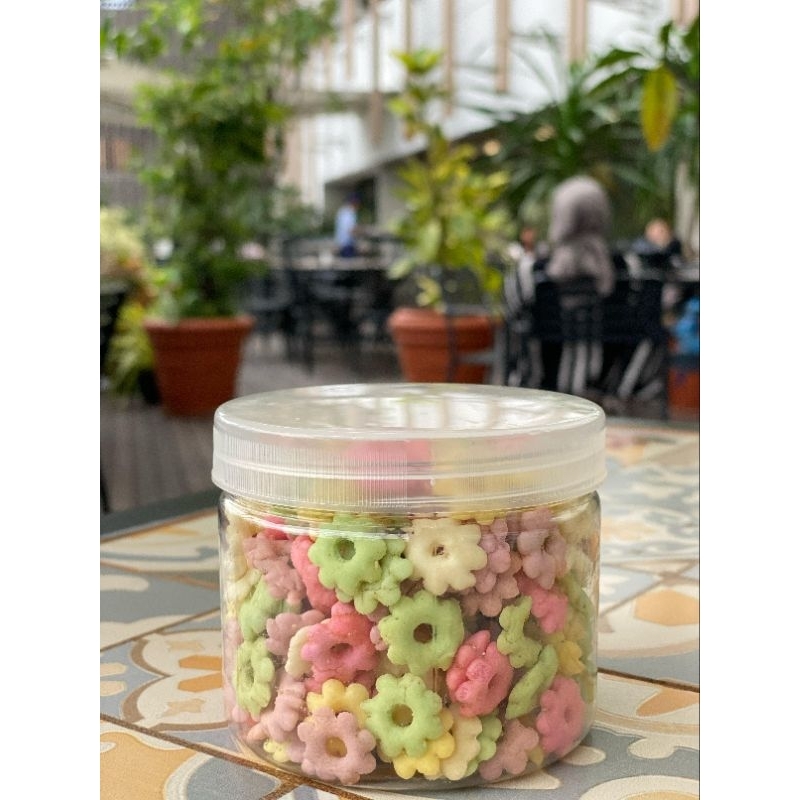

SNACK CEMILAN SNACK JADUL SNACK KEKINIAN BUNGA SAKURA AJISAN WARNA WARNI