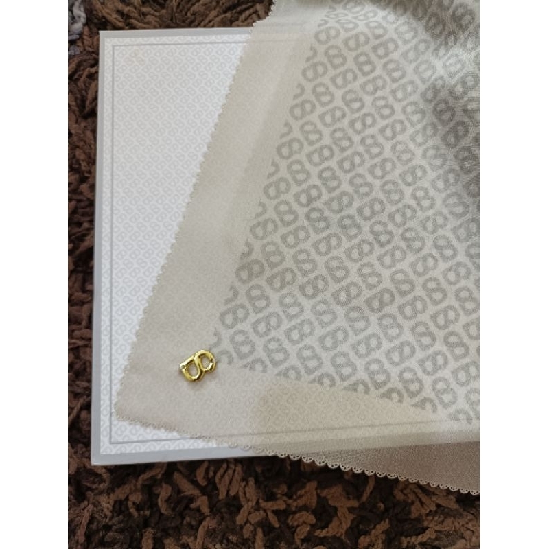 TAPIS SEED BUTTONSCARVES