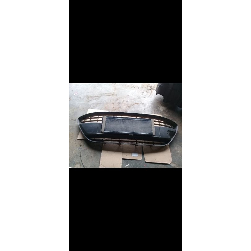 grill bemper depan ford fiesta 1.4