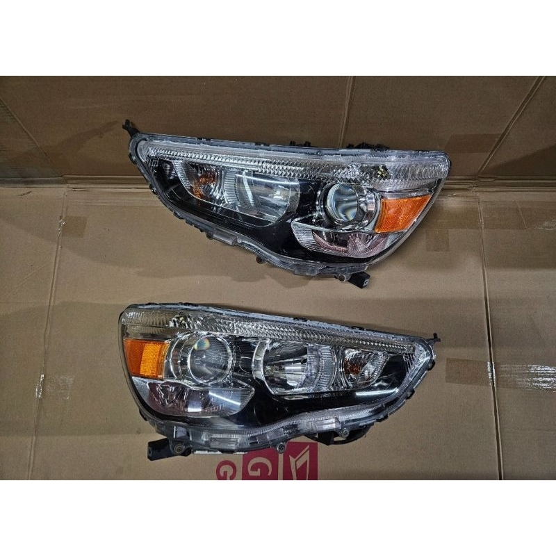 Headlamp Mitsubishi Outlander Sport Type HID