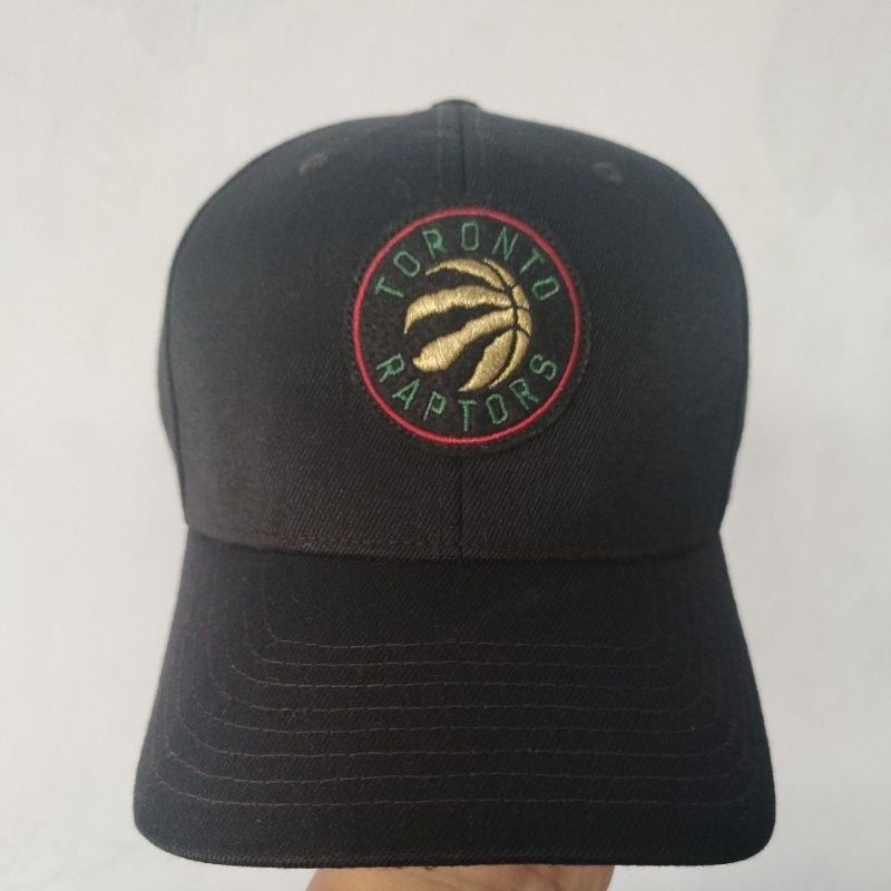Topi M&N Toronto Raptors
