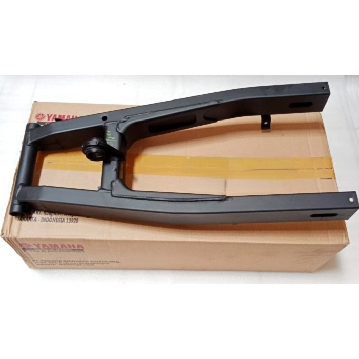 1PA-F2110-10 Swing Arm Yamaha Vixion New NVL, Vixion New NVA YGP ORI