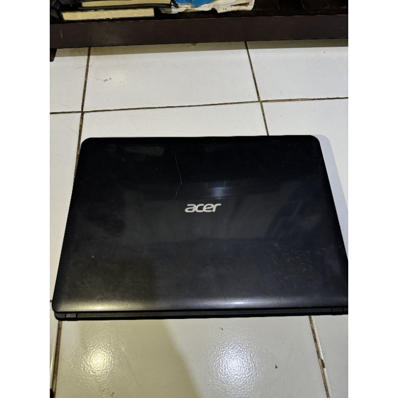 Laptop Acer Aspire E1-471 Second