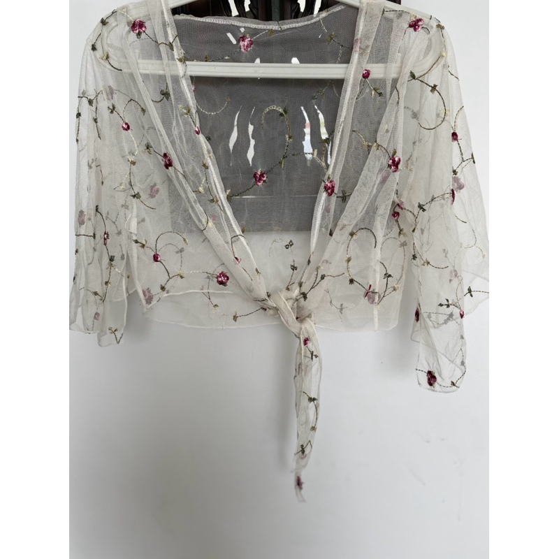 [PRELOVED] Outer top putih cardigan blouse wanita merah hijau tangan balon wanita