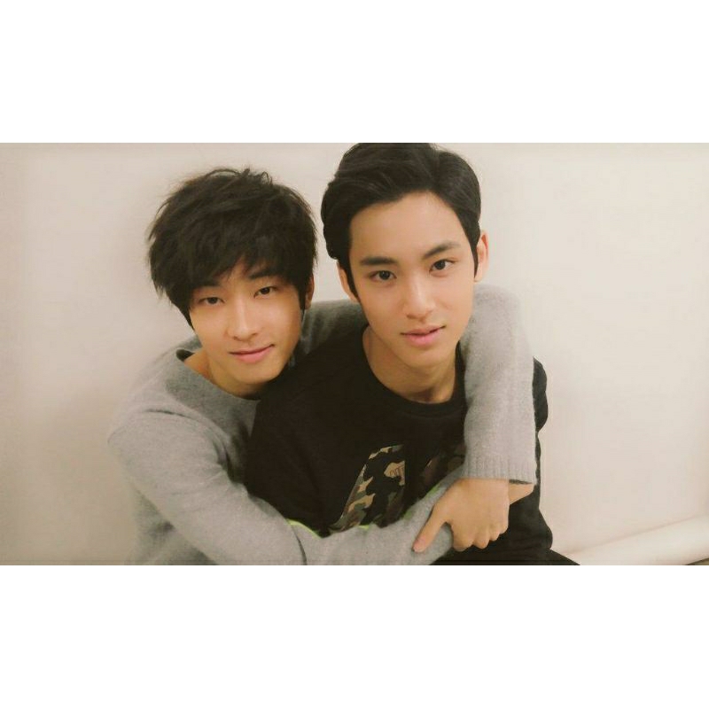 

buku gambar dan drum mini