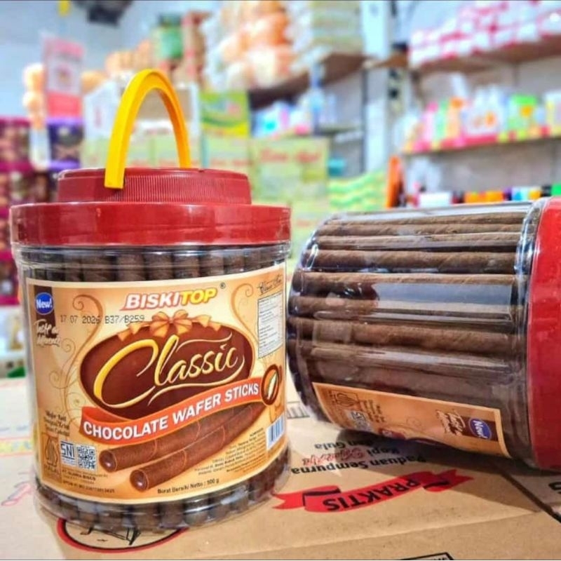 

Biskitop Astor Classic / Gloria 500gr (1 dus isi 6 toples)