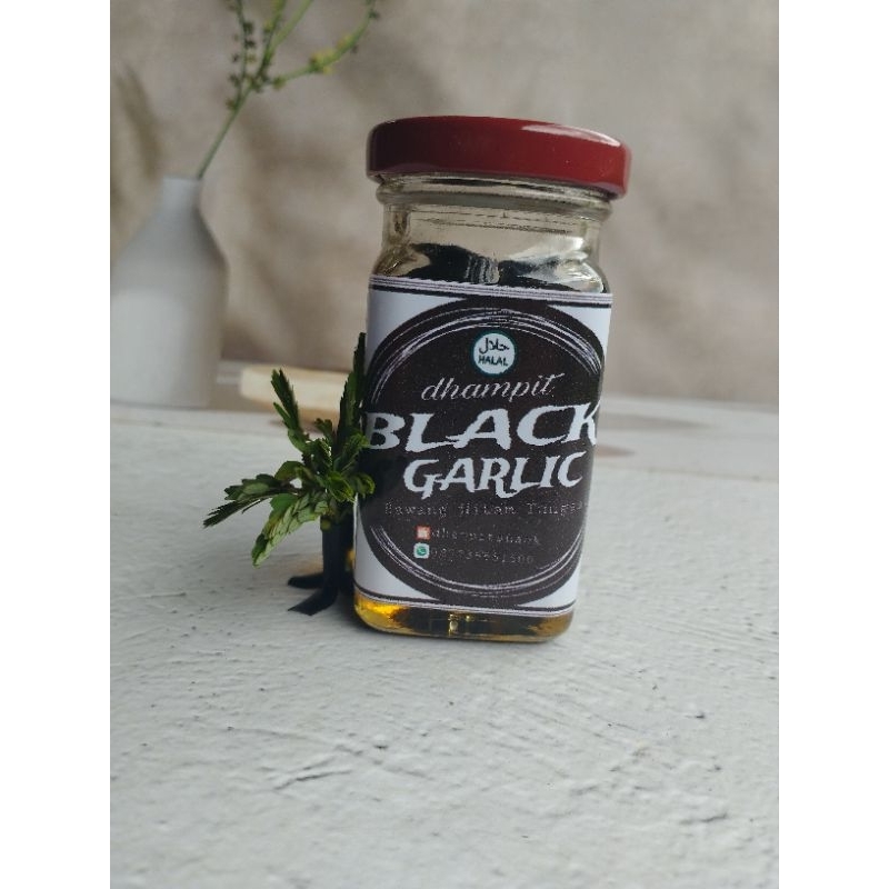 

300gr Honey BLACKGARLIC//Madu bawang hitam tunggal banyak berkhasiat